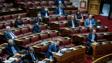 Σκευωρία Novartis:  Δείτε live την ψηφοφορία στη Βουλή για την παραπομπή Παπαγγελόπουλου