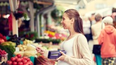 Πώς να κάνεις πιο φιλικές προς το περιβάλλον αγορές