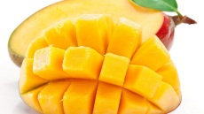 Το viral κόλπο για να καθαρίσετε ένα μάνγκο