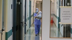 Κορωνοϊός: Αναστέλλονται τα επισκεπτήρια σε όλα τα νοσηλευτικά ιδρύματα