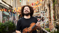 Ιόνιαν-Ηλία Καντέσα: Ο νέος, επίδοξος «Λεωνίδας Καβάκος» που εκθειάζουν τα διεθνή ΜΜΕ