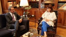 Επικοινωνία Μητσοτάκη - Σακελλαροπούλου για τις εξελίξεις στην Ανατολική Μεσόγειο