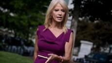 ΗΠΑ: Παραιτείται η Κελιάν Κόνγουεϊ, το «δεξί χέρι» του Τραμπ 