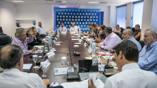 Super League 1: «Μπλόκαραν» την προκήρυξη του νέου πρωταθλήματος οι τηλεοπτικά «άστεγοι»!