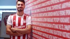 Πέπε: «Ήρθα στο μεγαλύτερο σύλλογο στην Ελλάδα για να κατακτήσω πολλούς τίτλους»  - Δείτε βίντεο