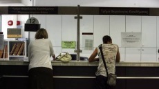 Κορωνοϊός: «Λουκέτο» σε δύο εφορίες της Αττικής λόγω κρουσμάτων