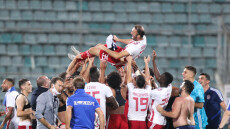 Βίντεο: Βούρκωσε ο Τοροσίδης μιλώντας για το 'αντίο' στην ενεργό δράση