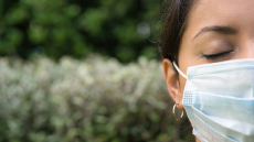 Κορωνοϊός: Δημοσκόπηση αποκαλύπτει πώς νιώθουμε μετά την έναρξη της πανδημίας