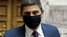 Αυγενάκης: «Η απόφαση για την επιστροφή του κόσμου στα γήπεδα άλλαξε γιατί προέκυψαν νέα στοιχεία από χθες»