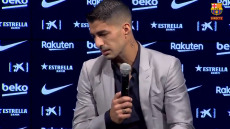 Λύγισε ο Σουάρες στην αποχαιρετιστήρια συνέντευξη Τύπου ως παίκτης της Μπαρτσελόνα - Δείτε βίντεο