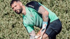 Ολυμπιακός: Προτάθηκε και εξετάζεται ο γκολκίπερ Ερερίν