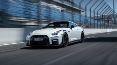 Επετειακή έκδοση του GT-R με 720 ίππους σκέφτεται η Nissan