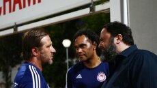 Καρεμπέ: «Περιμένουμε άλλες δύο-τρεις μεταγραφές, είμαστε μαχητές και θέλουμε να γράψουμε ιστορία»