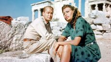 Η Σοφία Λόρεν χορεύει καλαματιανό: Η σπάνια φωτογραφία πριν 64 χρόνια στην Αθήνα