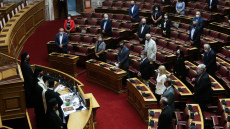 Ιερώνυμος προς βουλευτές: Kαλή δύναμη - Φωτογραφίες από τον αγιασμό στη Βουλή 