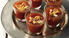 Πού μπορείτε να φάτε (και να αγοράσετε) καλή μουσταλευριά;