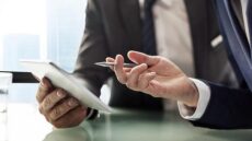 Όλη η αλήθεια για τον πτωχευτικό νόμο - Γιατί έκανε πρόταση μομφής ο ΣΥΡΙΖΑ