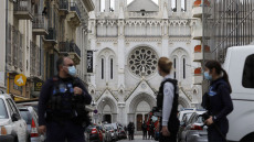 Γαλλία: Χειροπέδες σε 47χρονο για πιθανή επαφή με τον δράστη της επίθεσης στη Νίκαια