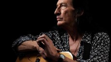 Κεν Χένσλεϊ: Η μουσική δύναμη των Uriah Heep ροκάρει πλέον στον παράδεισο