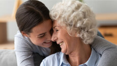 Πότε αυξάνεται ο κίνδυνος νοσηλείας λόγω άνοιας ή νόσου Πάρκινσον