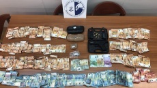 Κορυδαλλός: Σωφρονιστικός υπάλληλος προσπάθησε να περάσει περίπου ένα κιλό ναρκωτικά στις φυλακές  