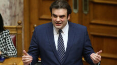 Πιερρακάκης: «Αισθητά μειωμένος ο αριθμός των SMS για μετακίνηση»