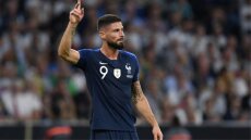 Ντεσάμπ: «Αν ο Ζιρού δεν παίζει με την Τσέλσι, δεν θα έχει θέση στην εθνική Γαλλίας»