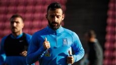 Σε πελάγη ευτυχίας για το... πρώτο του παιδί ο Σιώπης