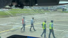 Κονγκό: Πουλιά έσπασαν το παρμπρίζ αεροσκάφους - Δείτε φωτογραφίες