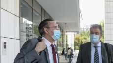 Ελεύθεροι οι Καμπαγιάννης και Παπαδάκης – Δικογραφία για παραβίαση των μέτρων προστασίας από την πανδημία