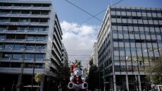 Καιρός: Υψηλές θερμοκρασίες σήμερα - Πότε χαλάει ο καιρός 