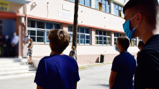 Σχολεία: Με τεστ κορωνοϊού θα επιστρέψουν οι μαθητές στα θρανία 