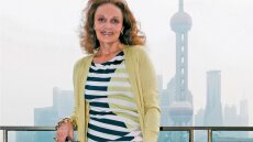 Νταϊάν φον Φίρστενμπεργκ: Ποζάρει με μαγιό στα 74 της και «σπάει» τα ταμπού