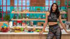 Mega: «Γυμναστική... από σπίτι» με τη Ζωή Δημητράκου