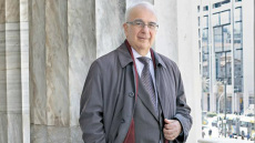 Βασίλης Λαμπρινουδάκης: Διαδικτυακή ομιλία του καθηγητή αρχαιολογίας για τα αρχαία Ασκληπιεία 