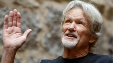 Κρις Κριστόφερσον: «Αυλαία» για τον ποιητή της κάντρι - Αποσύρεται από την ενεργό δράση