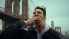 «Όρνιθες (ή πώς να γίνεις πουλί)» : Η ταινία του Μπάμπη Μακρίδη στο ψηφιακό κανάλι του Ιδρύματος Ωνάση