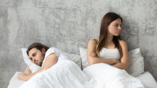 Θέλει να σας χωρίσει: Υπάρχει τρόπος να το καταλάβετε τρεις μήνες νωρίτερα