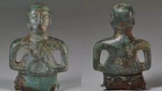 Εντυπωσιακό εύρημα στην Αγγλία: Κέλτικη θεότητα ή... παίκτης χόκεϋ της δεκαετίας του 1980;