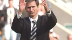 «Έφυγε» σε ηλικία 65 ετών ο πρώην προπονητής της Νιούκαστλ, Γκλεν Ρέντερ