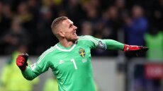 Βραδιά τρόμου για τον Όλσεν: Τον ακινητοποίησαν με μαχαίρι και λήστεψαν το σπίτι του