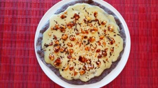 Ο PizzaChefArgy μάς δείχνει πώς να φτιάξουμε γλυκιά πίτσα με ζύμη από κακάο και μέλι