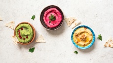 Τα νόστιμα ντιπ: με αρακά, με καλαμπόκι ή με ρεβίθια