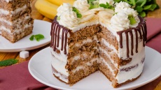 Κέικ Κολιμπρί από την Τζαμάικα, με ελαιόλαδο, μπανάνα και μπαχαρικά!