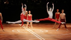 Η 9η Συμφωνία του Μπετόβεν χορογραφημένη από τον Μωρίς Μπεζάρ έρχεται στο διαδίκτυο