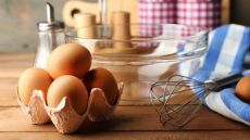 Μήπως δεν βγαίνει το γλυκό, γιατί είναι μεγάλο το αυγό;