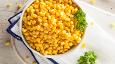 9 διαφορετικά φαγητά με ένα κουτί καλαμπόκι