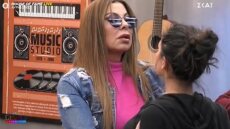 House of Fame: Η Άντζελα Δημητρίου αποκάλυψε on air την ηλικία της - Βίντεο