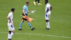 Μπιλμπάο-Εϊμπάρ: Προσγειώθηκε drone στο γήπεδο με μήνυμα κατά του Euro!