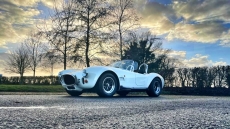 Επετειακή η τελευταία έκδοση της AC Cobra με θερμικό κινητήρα